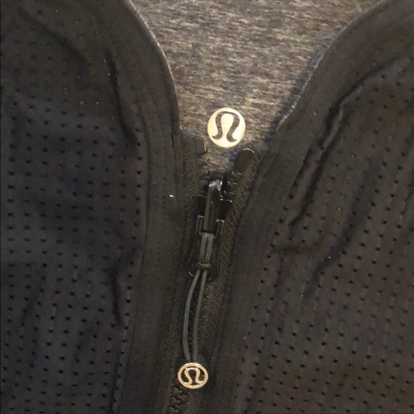 Lululemon Reversible Jacket - Picture 3 of 3